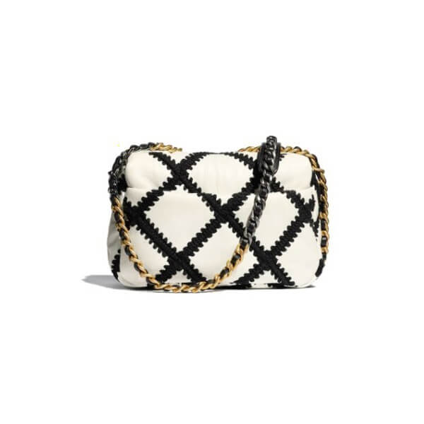 【21CR最新作*争奪戦】★シャネル19★クロシェ フラップバッグ AS1160 B04824 C0200